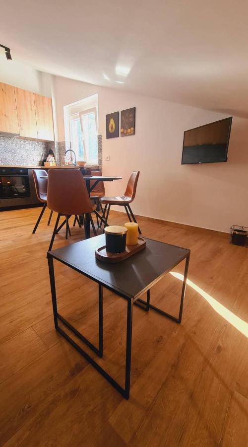 Apartments Nina 라브 외부 사진
