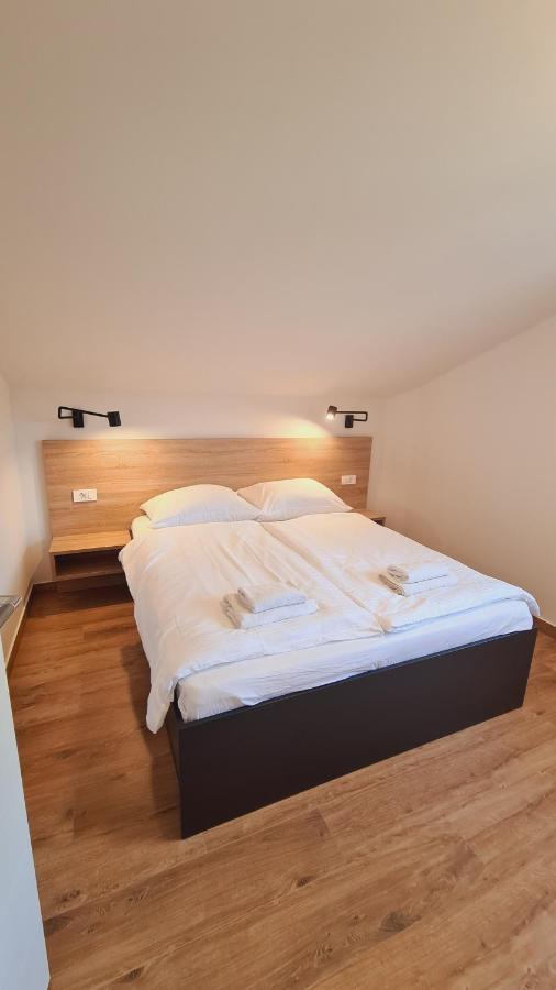 Apartments Nina 라브 외부 사진